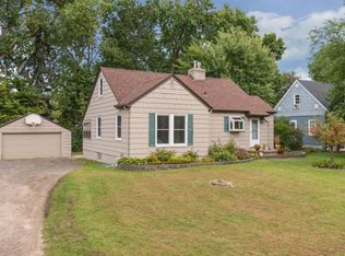 6926 Dallas Rd, Brooklyn Center, MN 55430