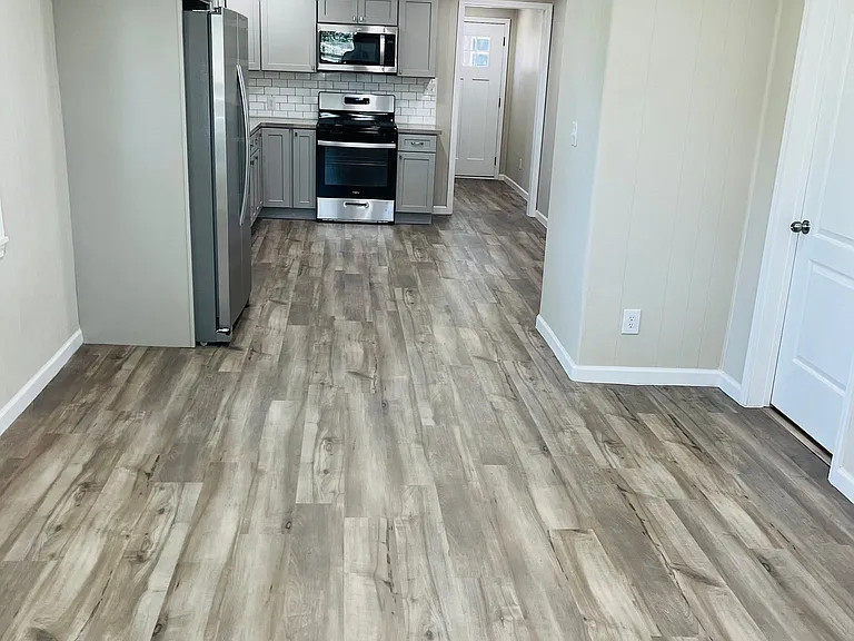 2436 Stillwell Ave — Photo 7
