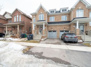 8 Cavesson Rd, Brampton, ON L7A4E3