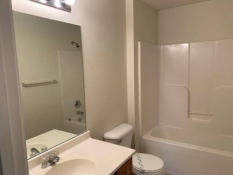 1619 RT Dunn Drive — Photo 7