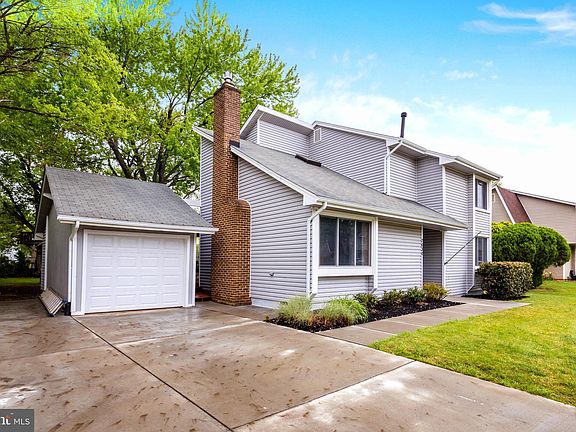2nd image of 7630 Bland Dr
