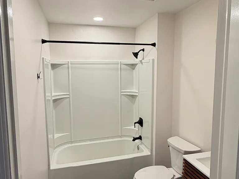 MAIN BATH