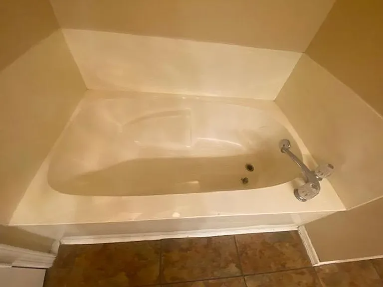 1249 E Laurel Ave — Photo 31