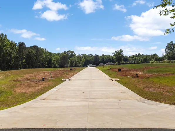 401 E Mary Ln, Troup, TX 75789