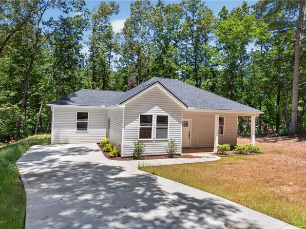 152 Quail Hollow Cir, Westminster, SC 29693