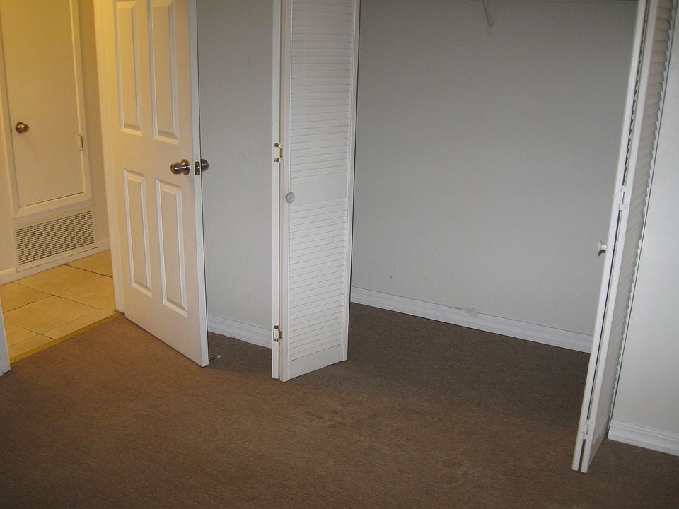 2nd image of 468 Corcoran Ave APT 4