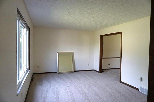4th image of 10265 S Crosset Hill Dr