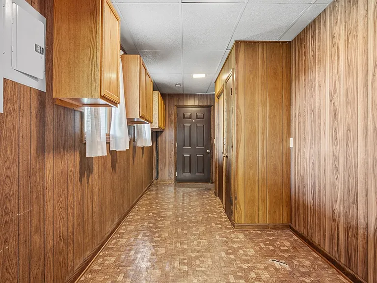 1721 Plank Dr — Photo 42