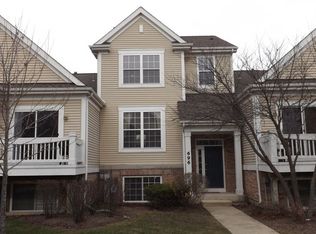 696 N Hidden Prairie Ct, Palatine, IL 60067