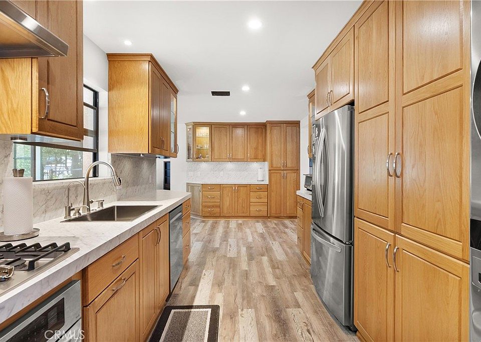 3654 4th Ave, Glendale, CA 91214 | MLS #OC26096485 | Zillow