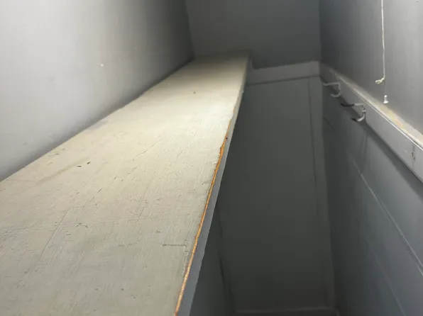 6 Sterling St #2, Worcester, MA 01610