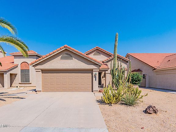 2nd image of 4176 E CHOLLA CANYON Drive