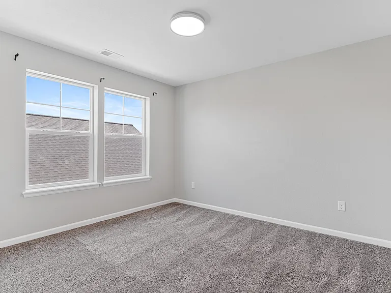 490 W Ridge Cir — Photo 36