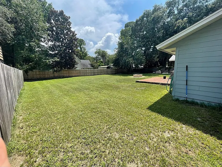 33 Alexander Ct — Photo 5