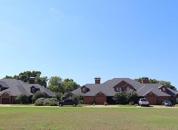 Great townhome community on the river and golf course community.
