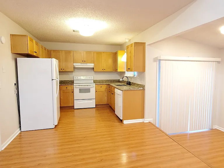 4941 Easy St — Photo 10