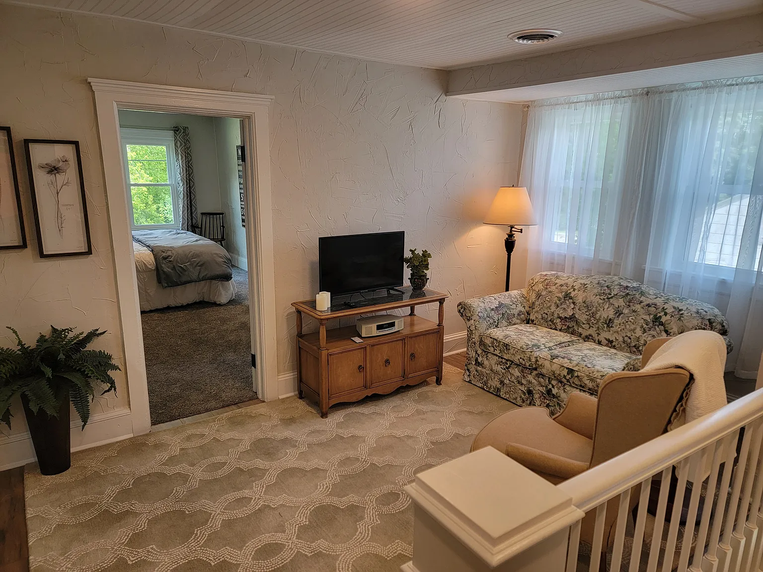 2 bed, 1000 sqft, $1,745 — Photo 4