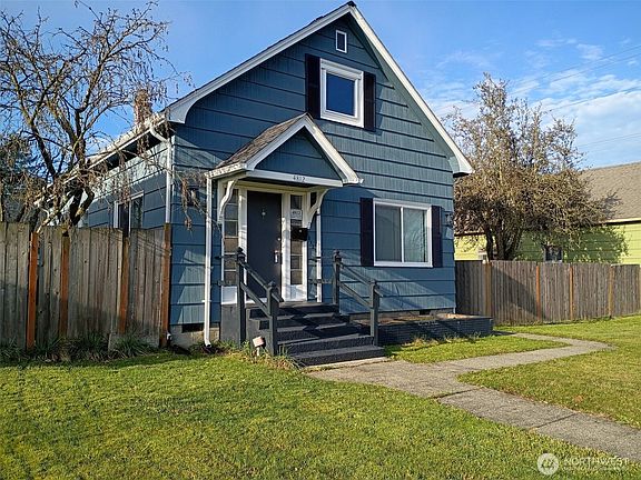 2nd image of 4812 Yakima Ave