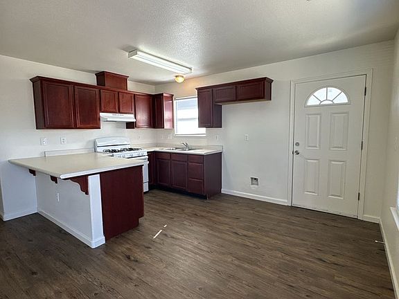 2nd image of 540 E Lakeview Ave APT G