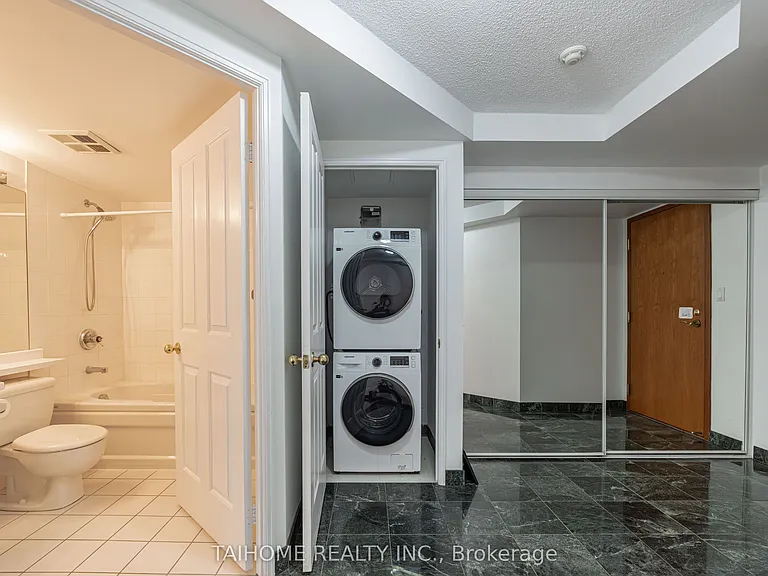 28 Hollywood Ave #809 — Photo 23