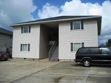 2nd image of 3416 Domingo Ct