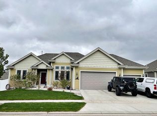 3321 Prairie Commons St, Williston, ND 58801
