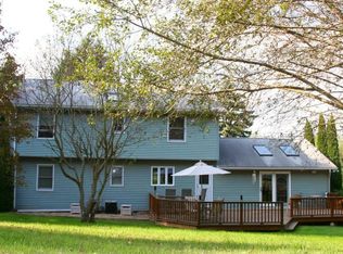 7 Cedar Dr, Durham, CT 06422