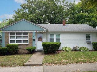 47 Winona St, Providence, RI 02904