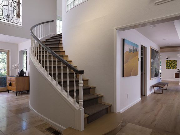 2nd image of 1316 S Oak Street
