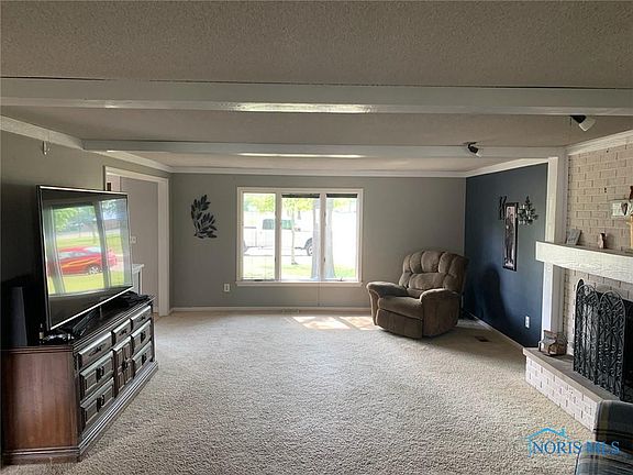 5th image of 1103 Markey Dr