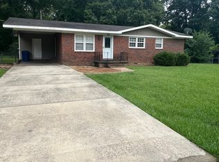 908 Edgewood Dr, Oxford, AL 36203