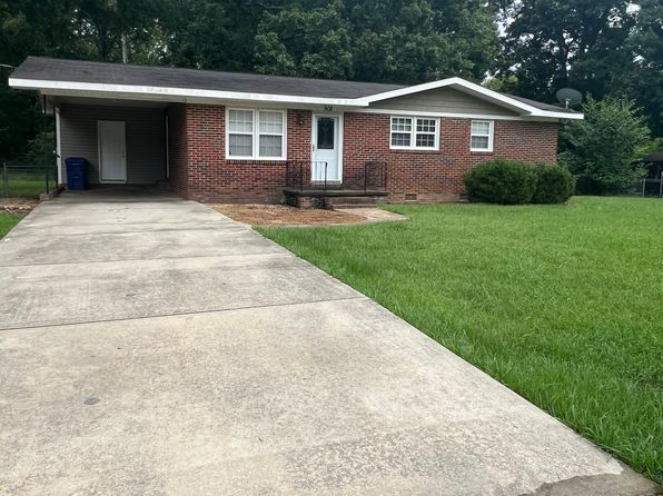 908 Edgewood Dr