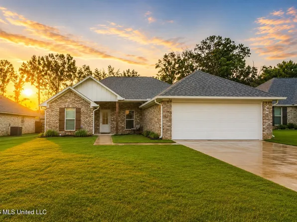 713 Tower Ridge Cv, Pearl, MS 39208