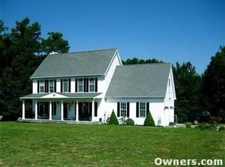 18 Rachel Ln, Voluntown, CT 06384