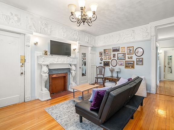 2nd image of 15 Bellvista Rd APT 2