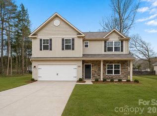 8912 Sawyer Run Ct, Charlotte, NC 28215