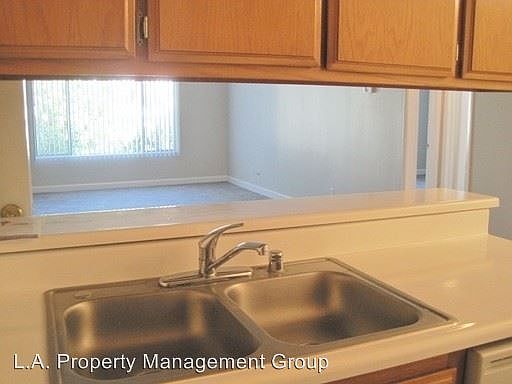 3rd image of 4621 Vista Del Monte Ave #4629-102
