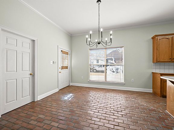 4th image of 35096 Stonecastle Dr