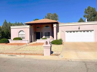 828 Via Riqueza St, El Paso, TX 79912