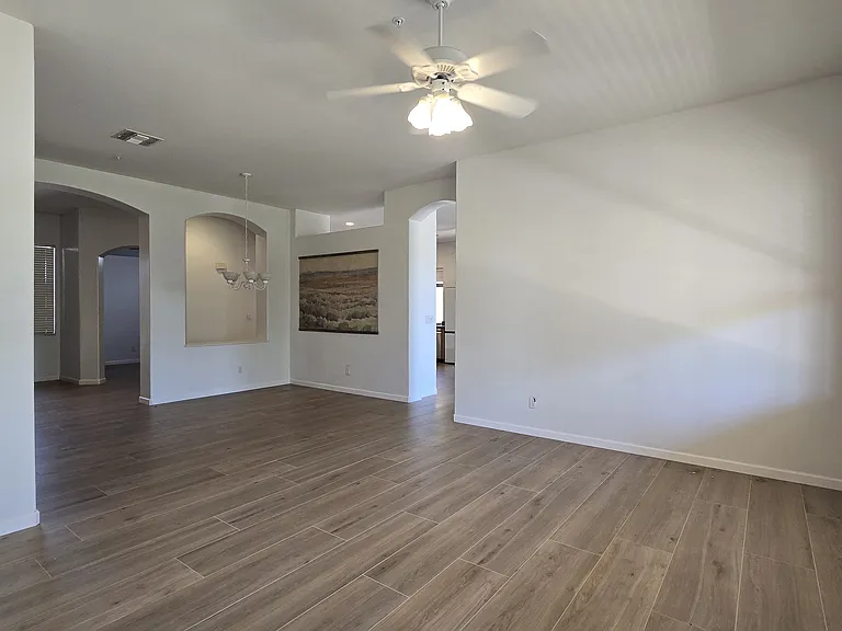 10335 E Rosemary Ln — Photo 5