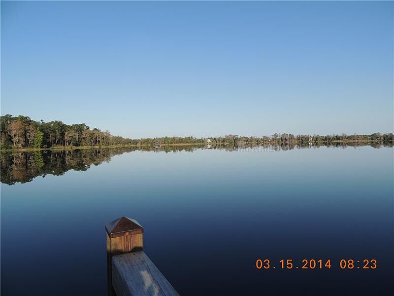 2nd image of 3024 Lee Shore Loop