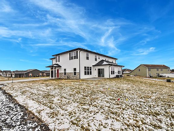 3rd image of 4064 W 77th Pl