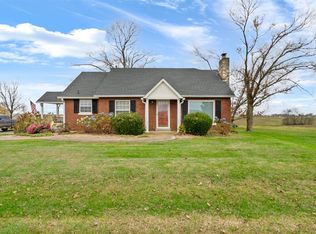 665 Freeport Rd, Oakland, KY 42159