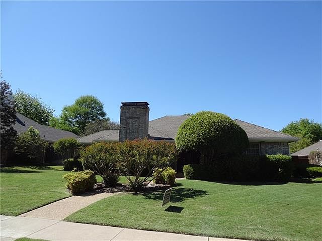 1st image of 2209 Evergreen Dr