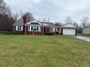G3377 S Mackin Rd, Flint, MI