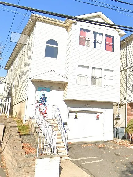 17 Florida St #1 — Photo 1
