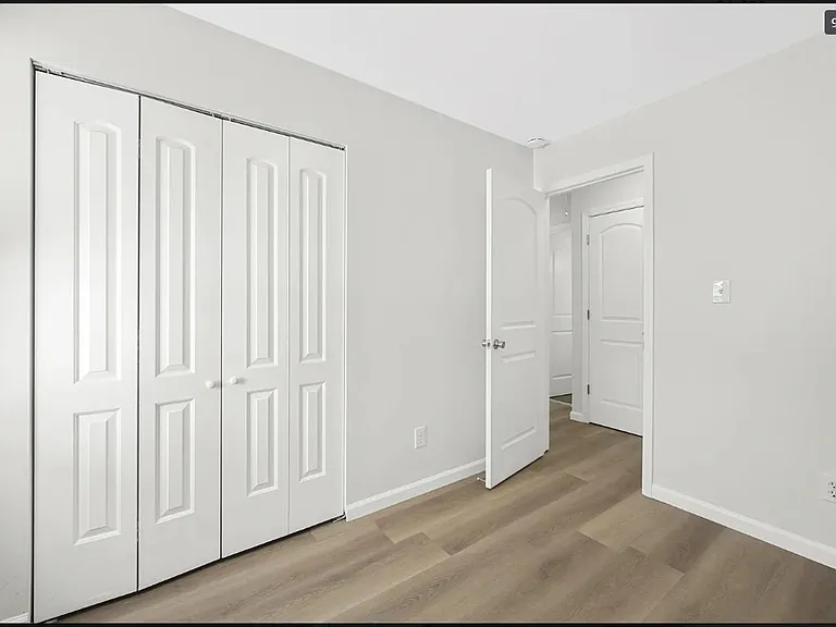 25184 Wiseman St — Photo 9