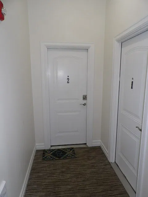 1 bed, 1000 sqft, $1,295 — Photo 3