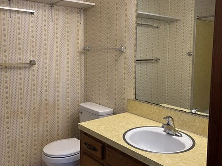 4836 Tanglewood Ct SE — Photo 11