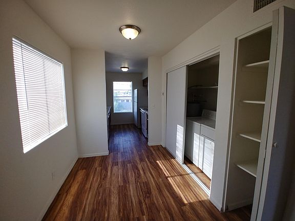 5th image of 5030 N 22nd Ave